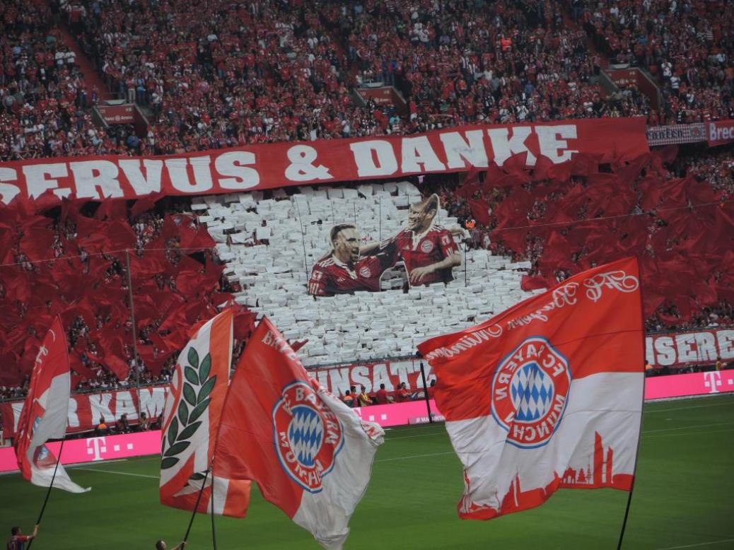 FC BAYERN  vs  Eintracht Frankfurt