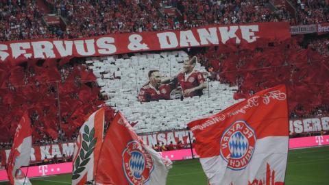 FC BAYERN  vs  Eintracht Frankfurt