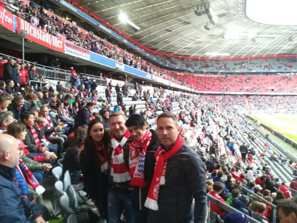 FC BAYERN  vs  Hannover 96