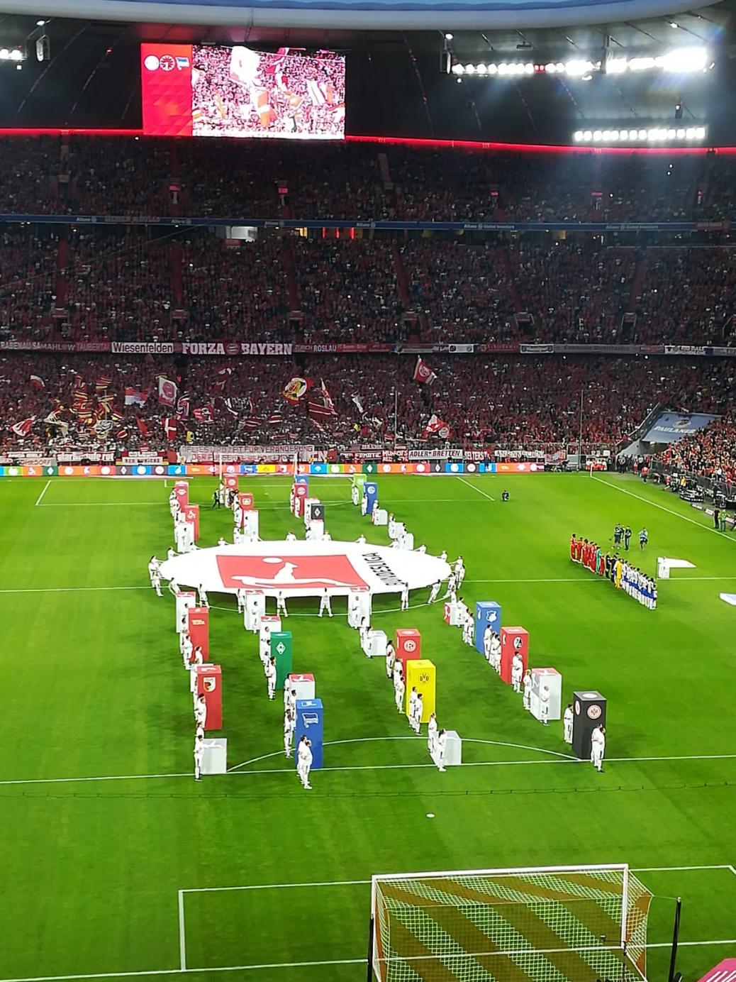 FC BAYERN  vs  Hertha BSC