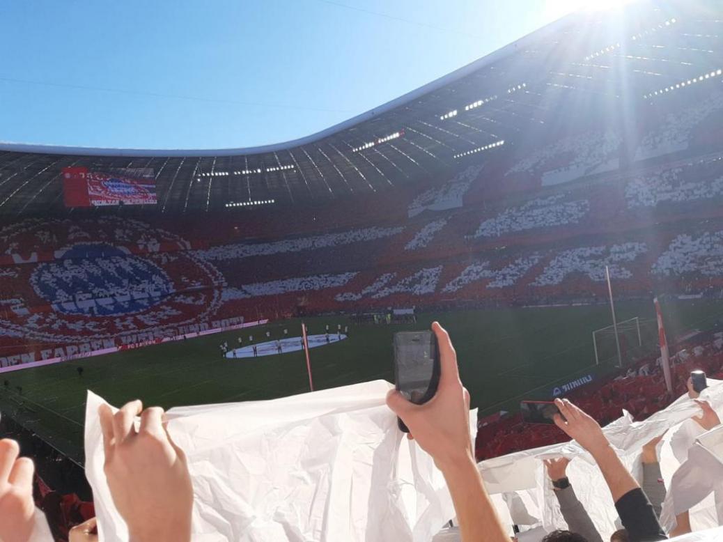 FC BAYERN  vs  FC Augsburg