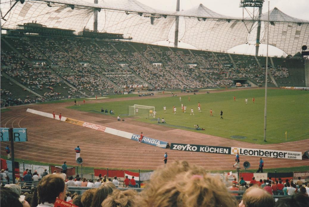 FC BAYERN  vs  Vfb Stuttgart