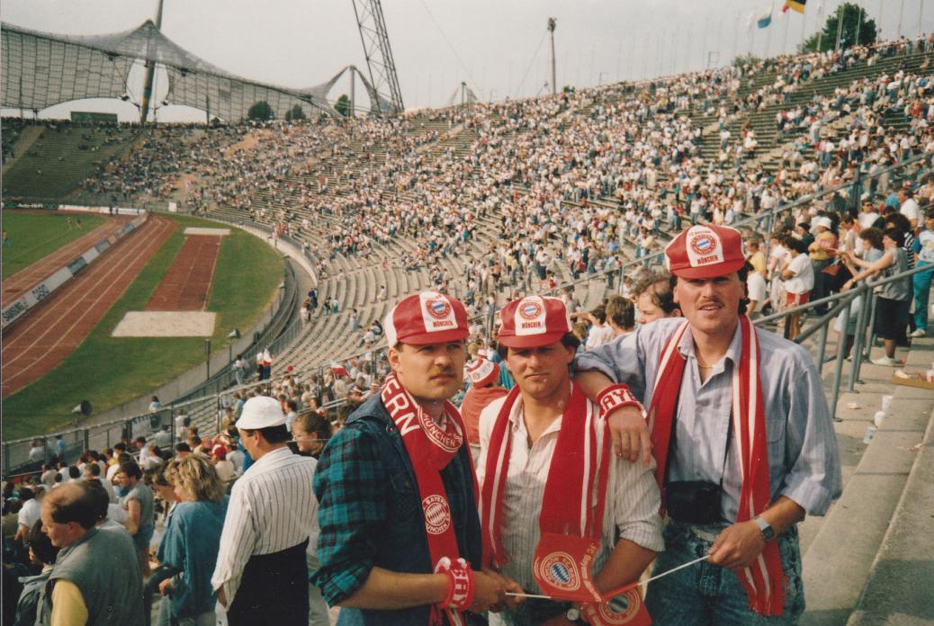 FC BAYERN  vs  Vfb Stuttgart