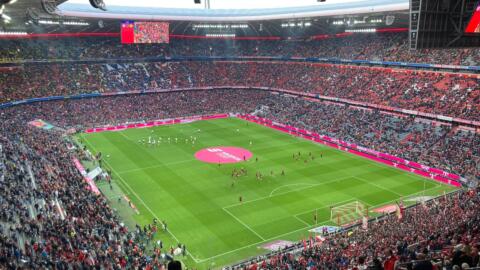 FC BAYERN  vs  Borussia Dortmund