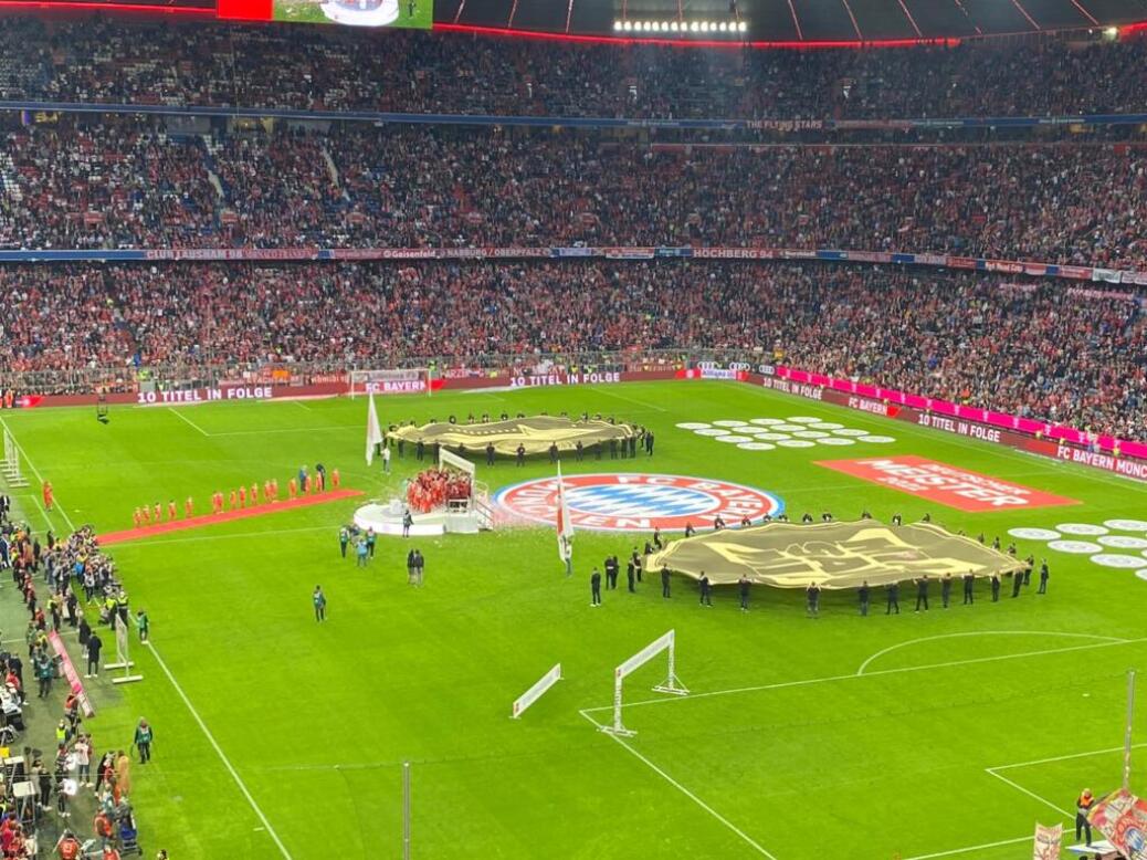 FC BAYERN  vs  Vfb Stuttgart