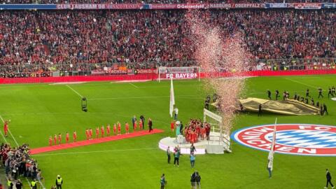 FC BAYERN  vs  Vfb Stuttgart