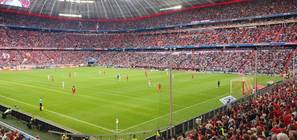 FC BAYERN  vs  VfB Stuttgart