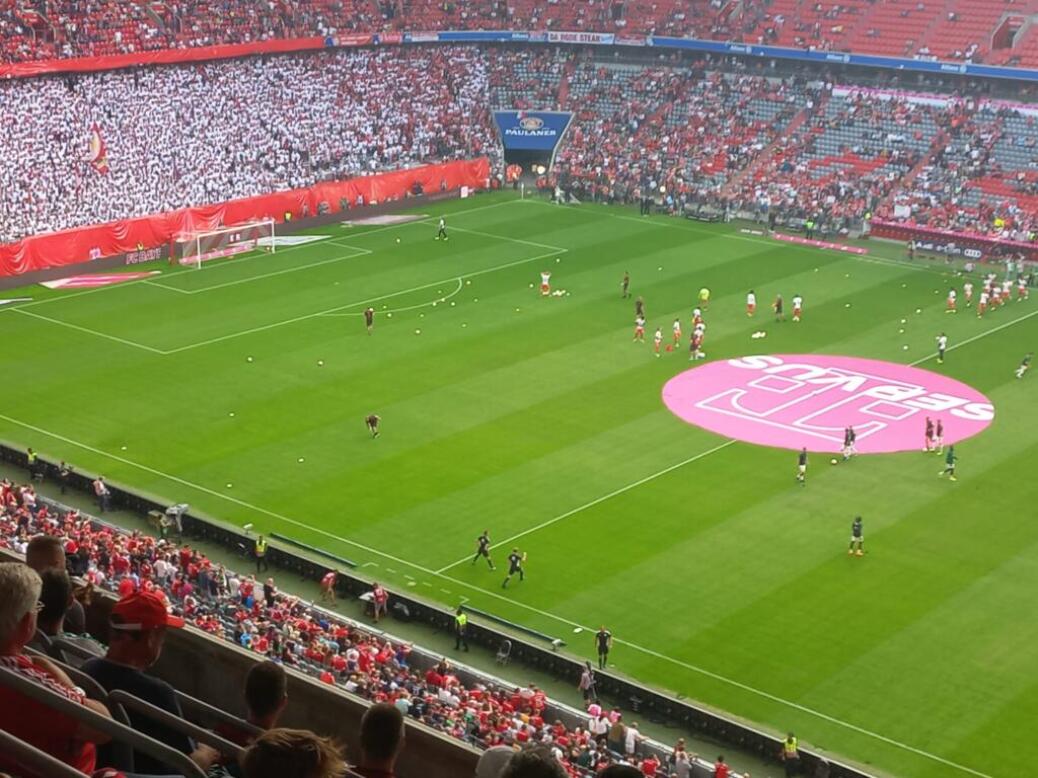 FC BAYERN  vs  Borussia Mönchengladbach