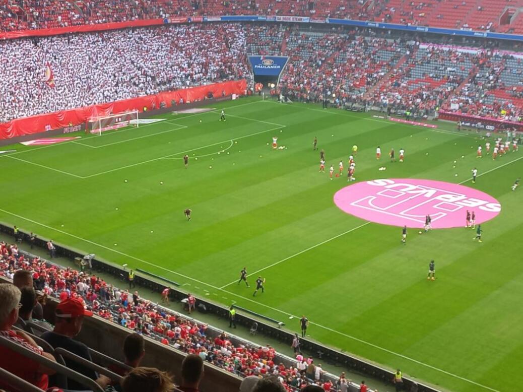 FC BAYERN  vs  Borussia Mönchengladbach