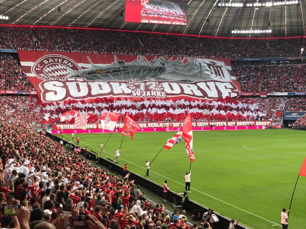 FC BAYERN  vs  Borussia Mönchengladbach