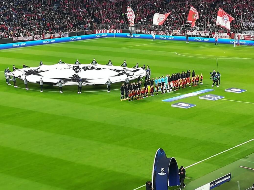 FC BAYERN  vs  Viktoria Pilsen