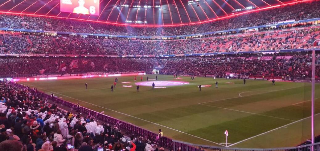 FC Bayern  vs Eintracht Frankfurt