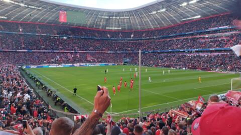 FC BAYERN  vs  FC Augsburg