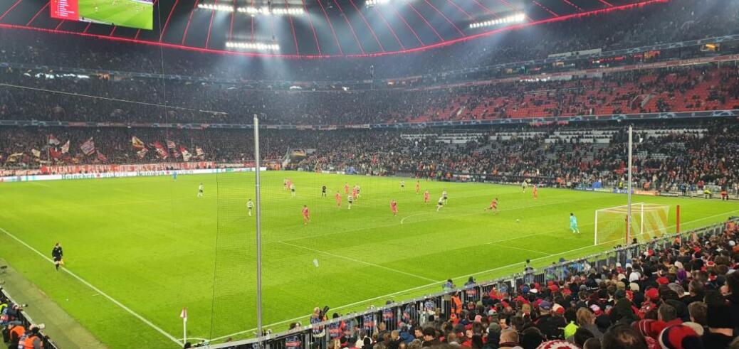 FC BAYERN  vs  Manchester City