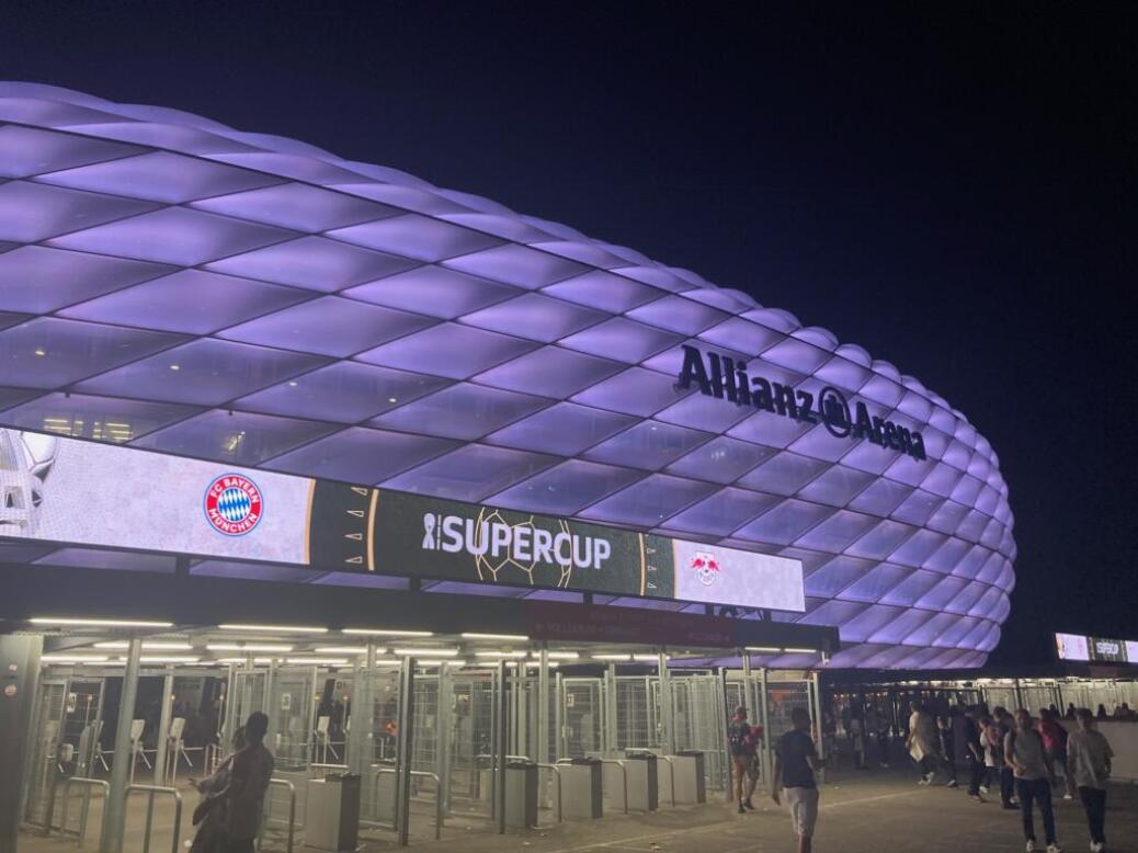 FC BAYERN  vs  RB Leipzig  (Supercup)