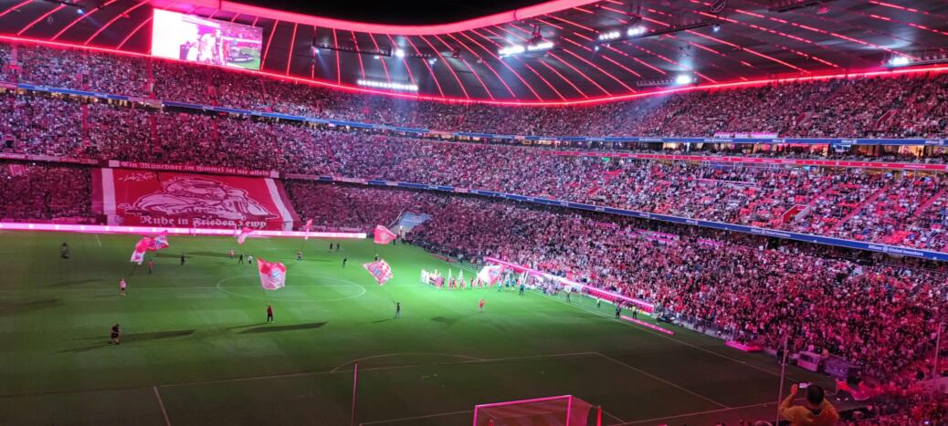 FC BAYERN  vs  Bayer Leverkusen