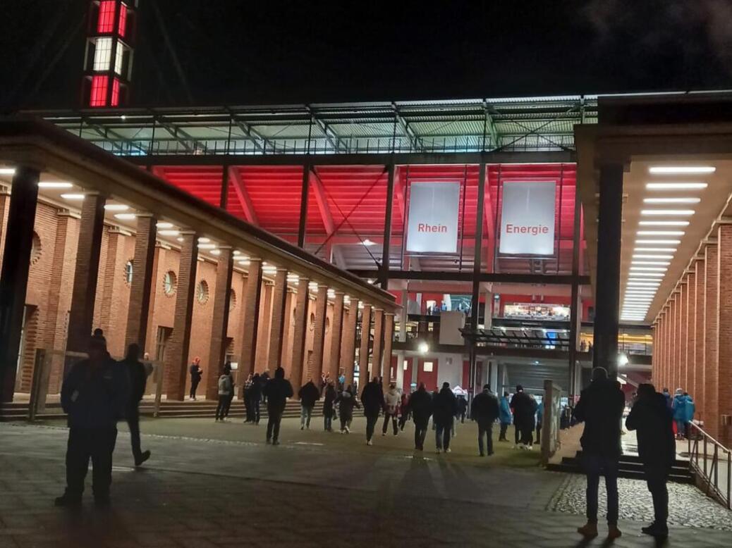 1.FC Köln  vs  FC BAYERN