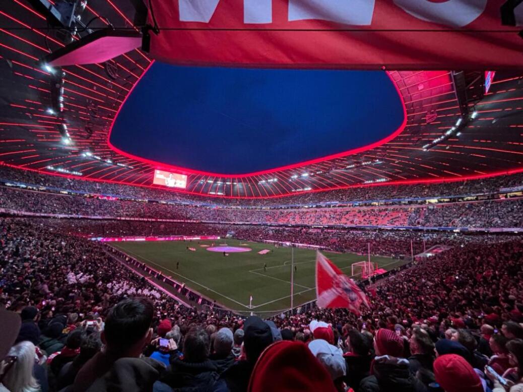 FC BAYERN  vs  RB Leipzig