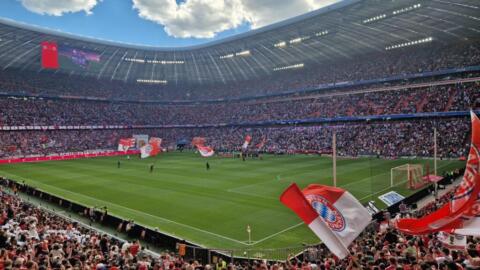 FC BAYERN  vs  Eintracht Frankfurt