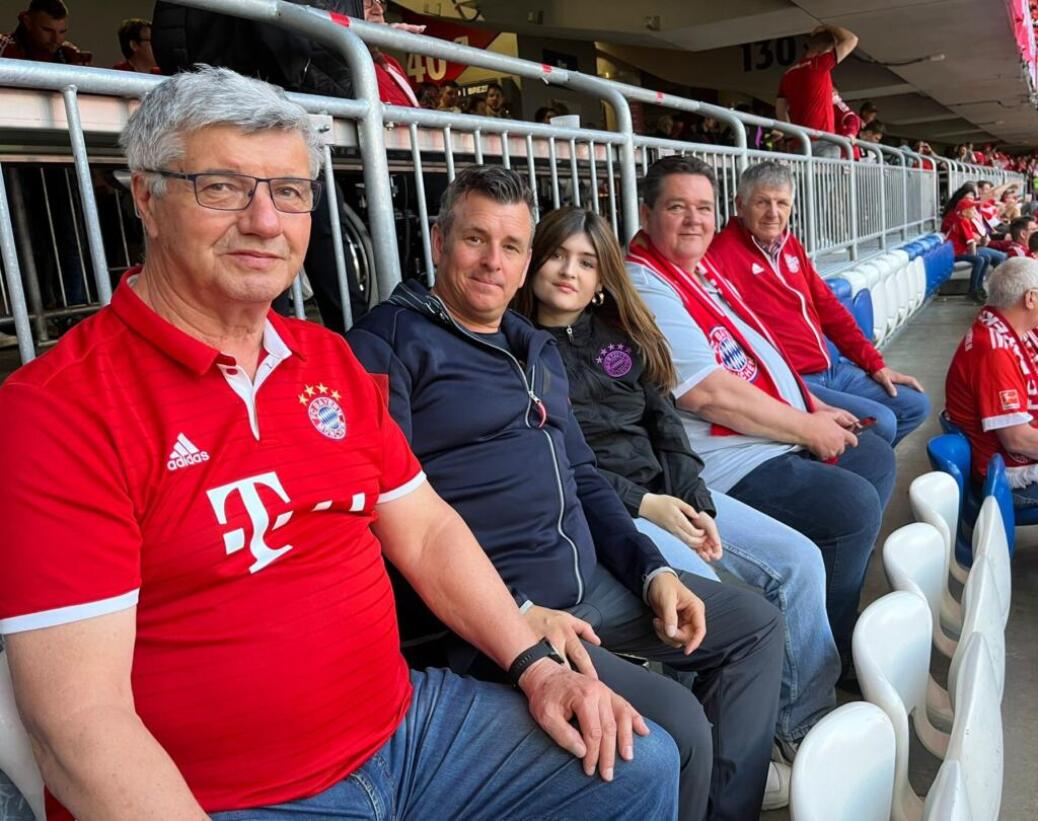 FC BAYERN  vs  Real Madrid