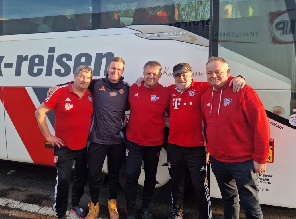 Feyenoord Rotterdam  vs  FC BAYERN