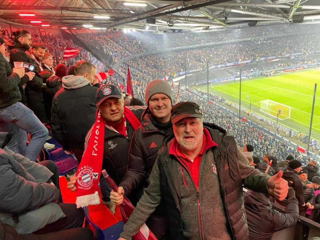 Feyenoord Rotterdam  vs  FC BAYERN