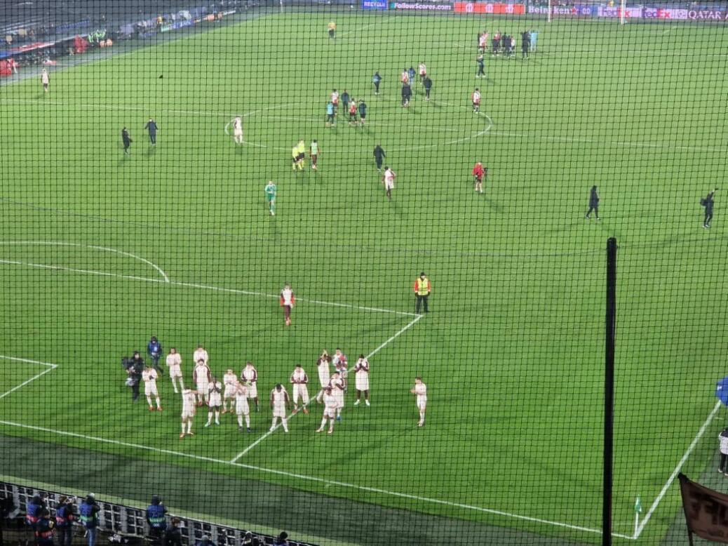 Feyenoord Rotterdam  vs  FC BAYERN