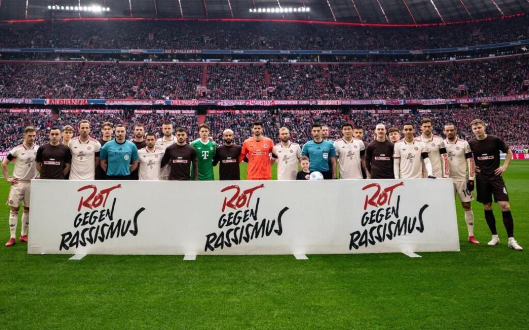 FC BAYERN  vs  FC ST. Pauli