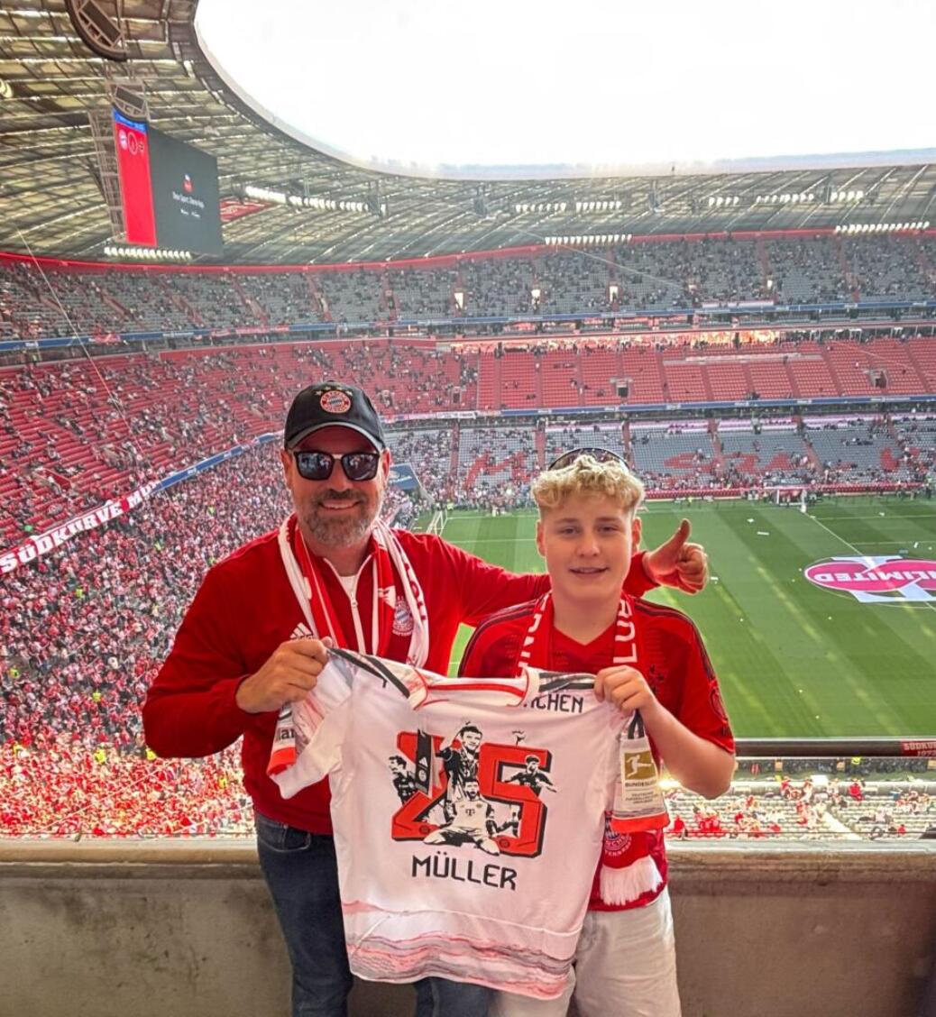 FC BAYERN  vs  Borussia M´Gladbach