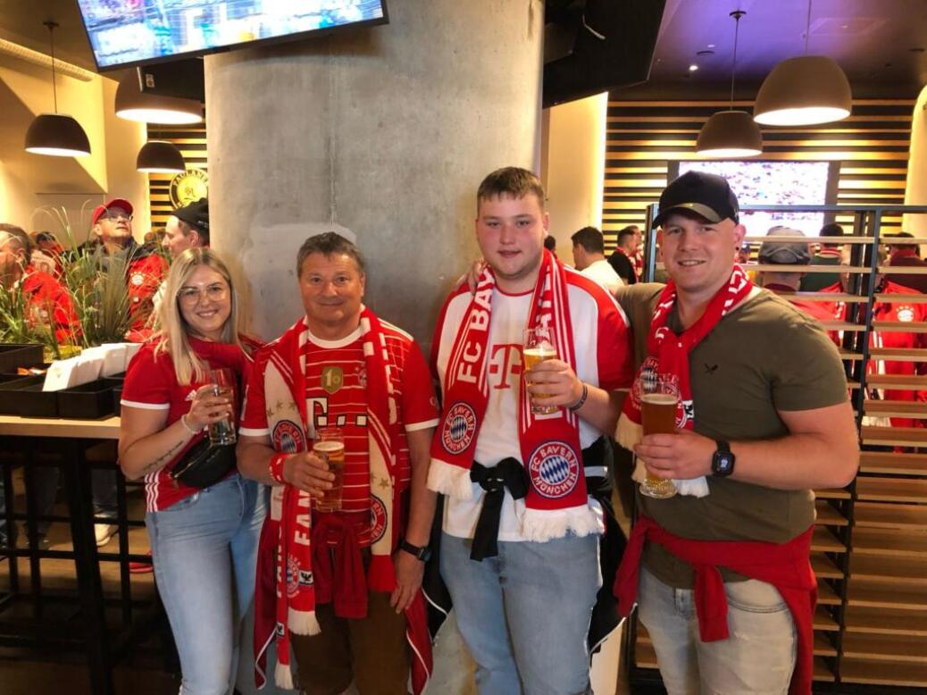 FC BAYERN  vs  Borussia M´Gladbach