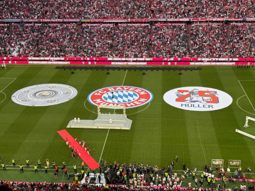 FC BAYERN  vs  Borussia M´Gladbach